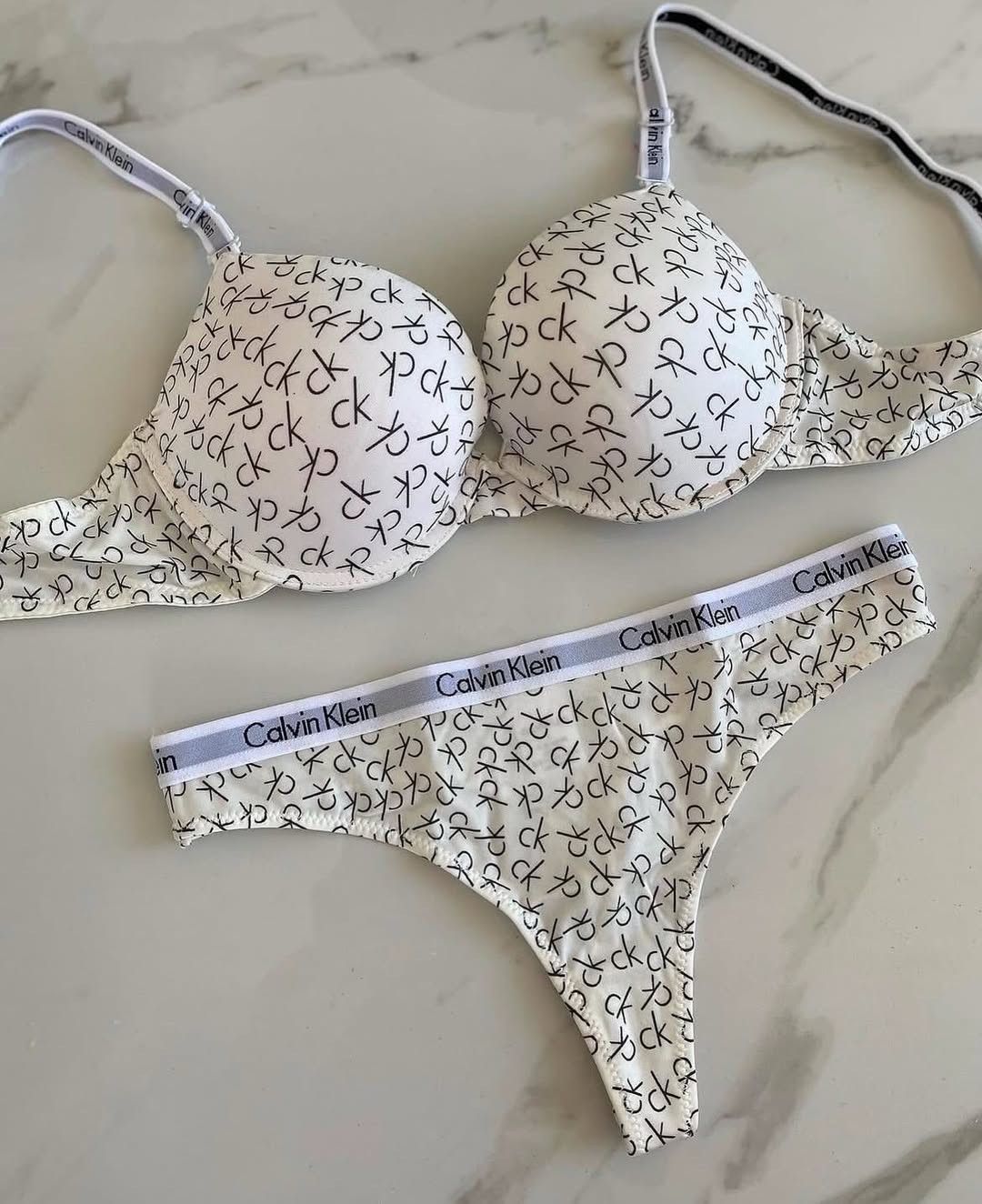 Printing for Women Gathered on the Thin and Thick Underwear Ladies Lingerie Set