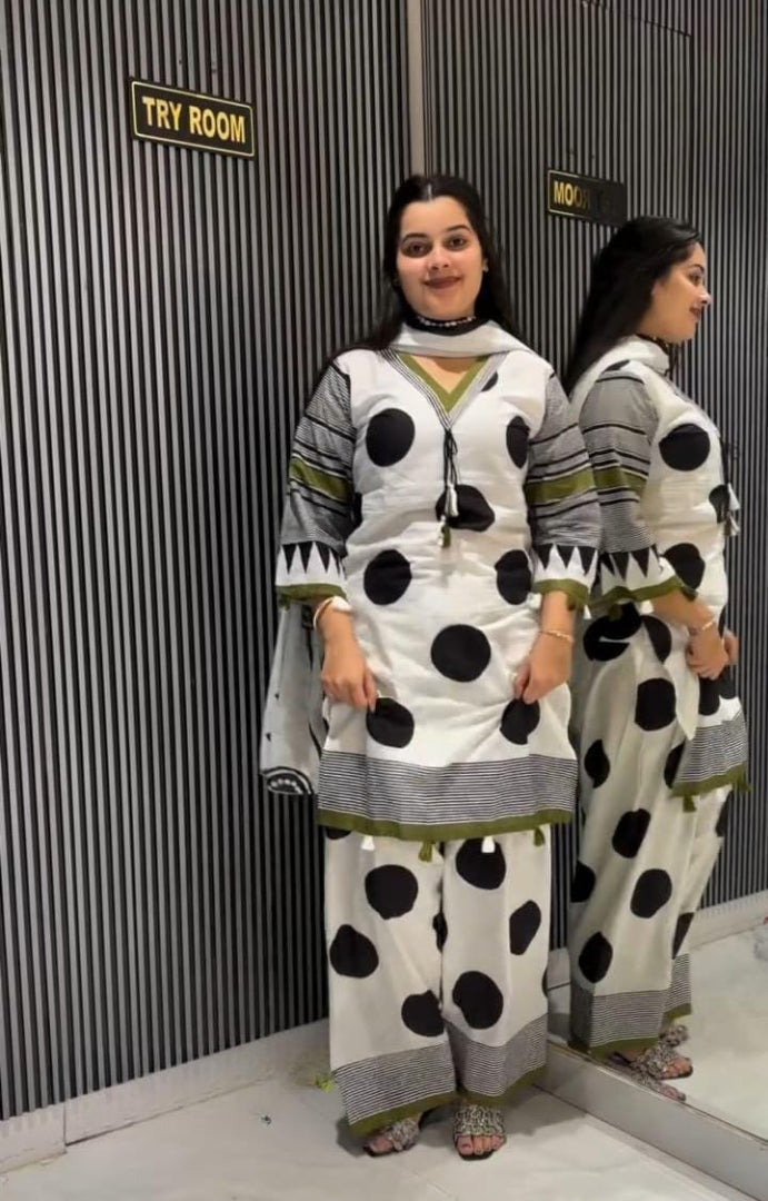 Off White & 4 Color Farshi Salwar Suit