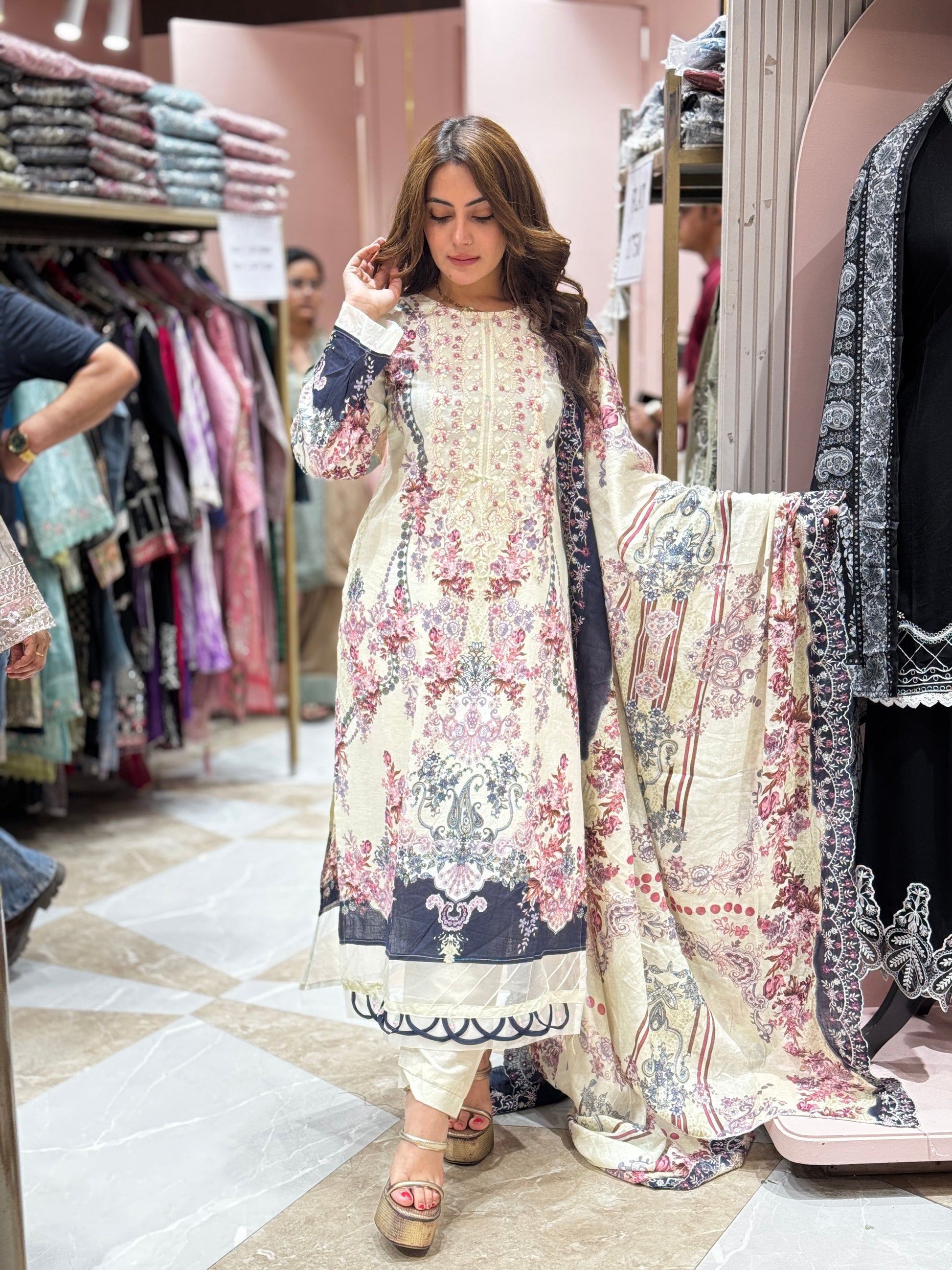 Ziwah suit - Pakistani lawn cotton