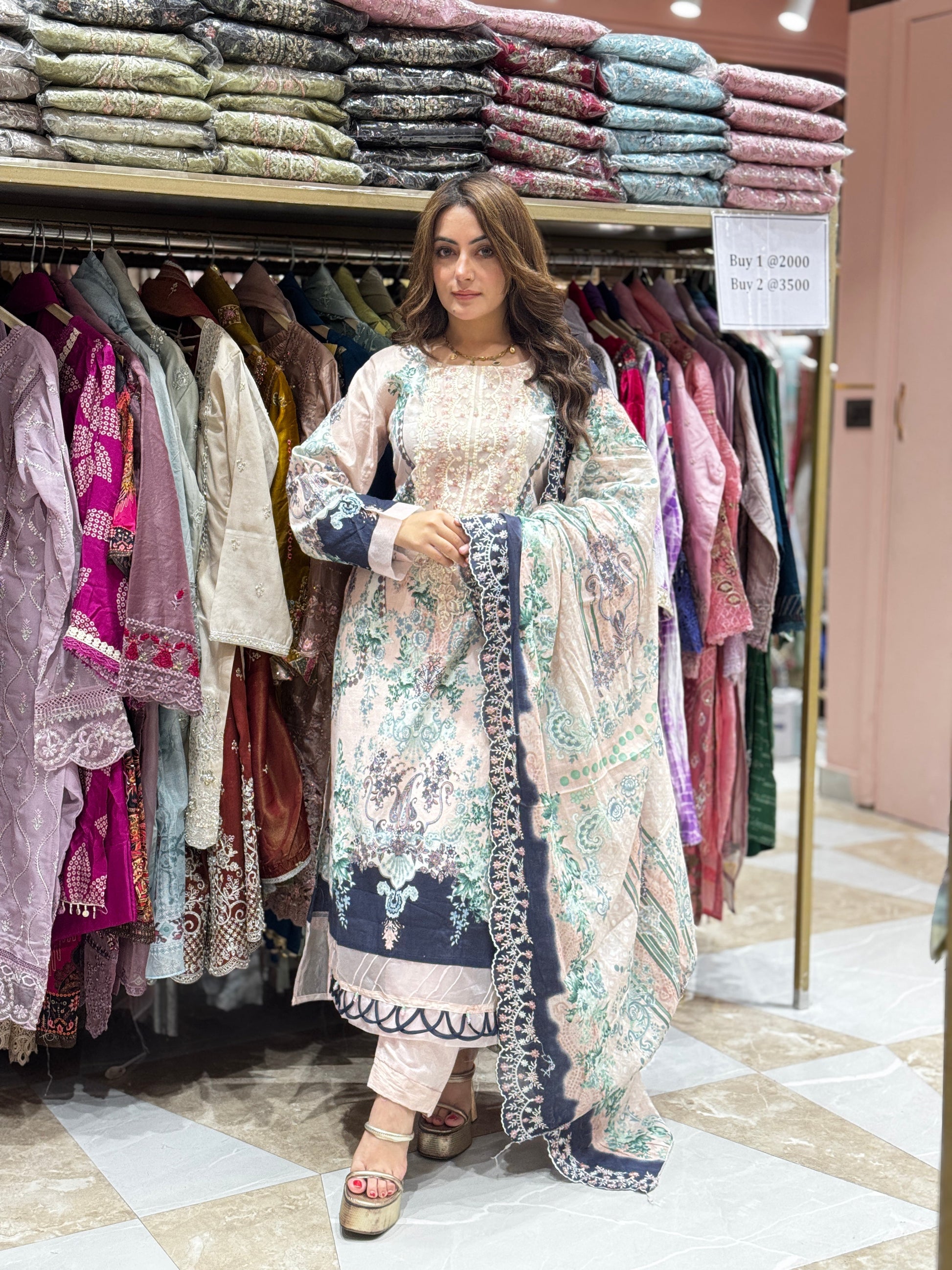 Hoor elegance suit - Pakistani lawn cotton