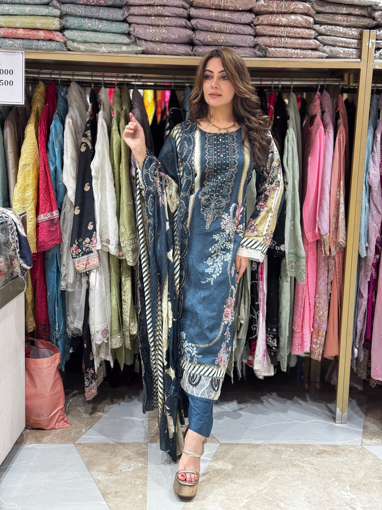 Chaand glow suit - Pakistani lawn cotton