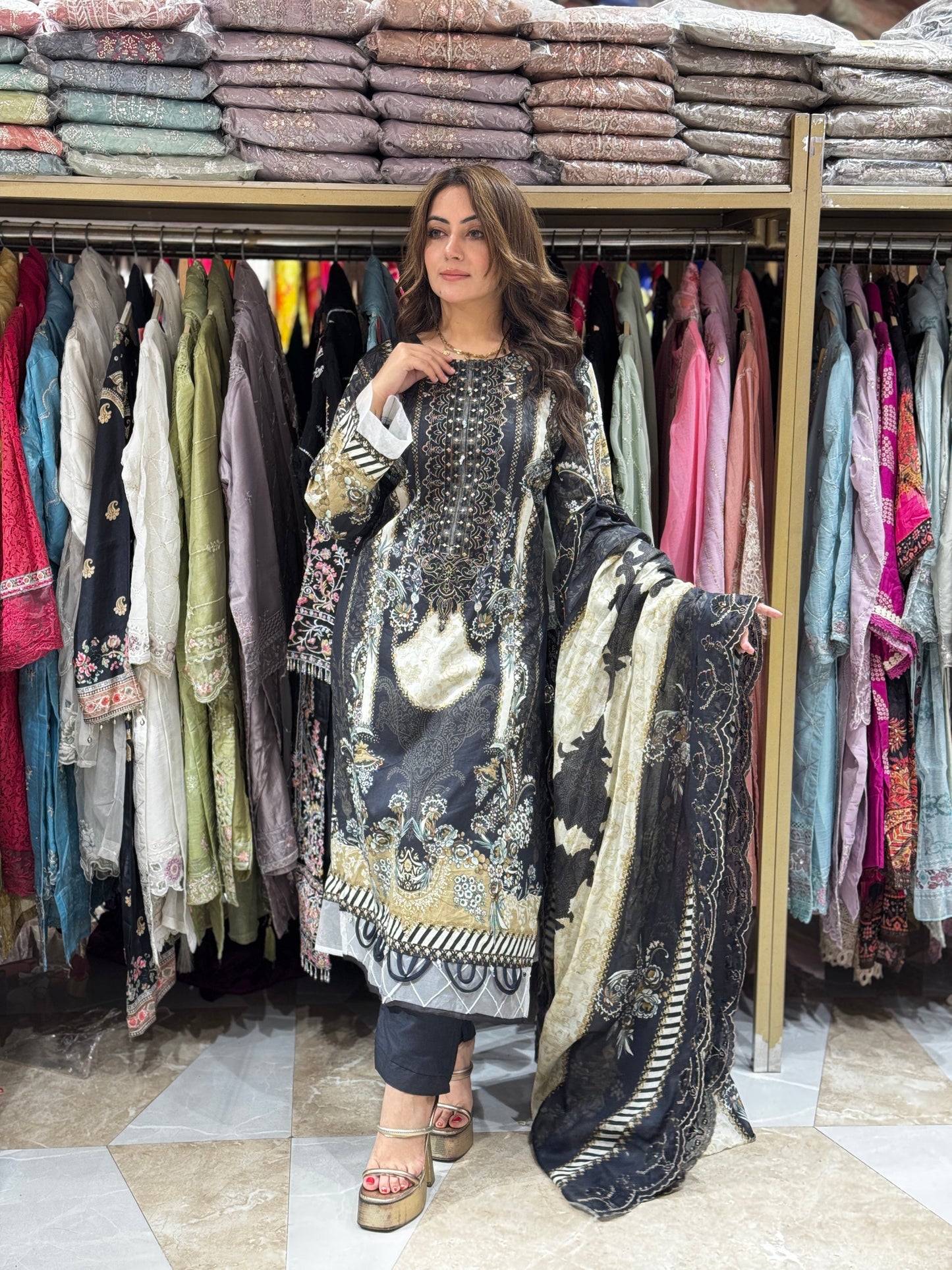 Rukhsar Radiance suit - Pakistani lawn cotton