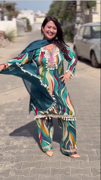 France Crepe Digital Dola  Banarsi